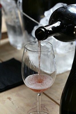 vino rosato - calice - bottiglia