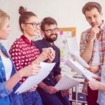 riunione di rappresentanti di imprese giovanili