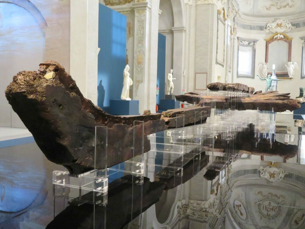 nave v secolo ac