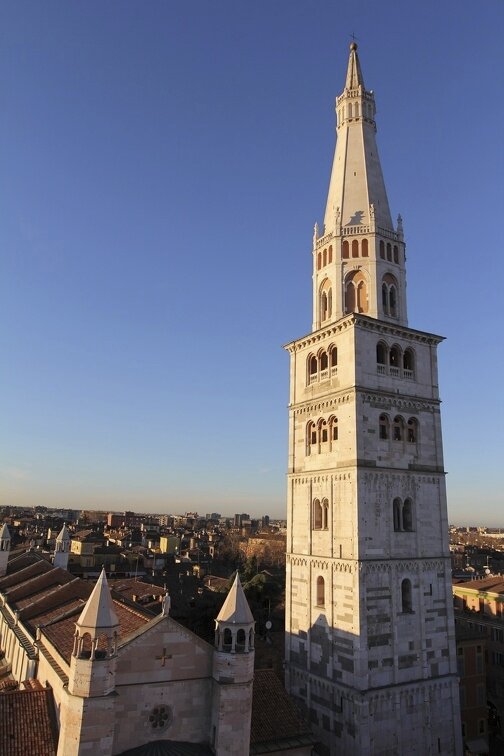 torre ghirlandina Modena