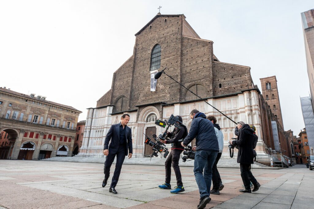 Accorsi durante le riprese dello spot