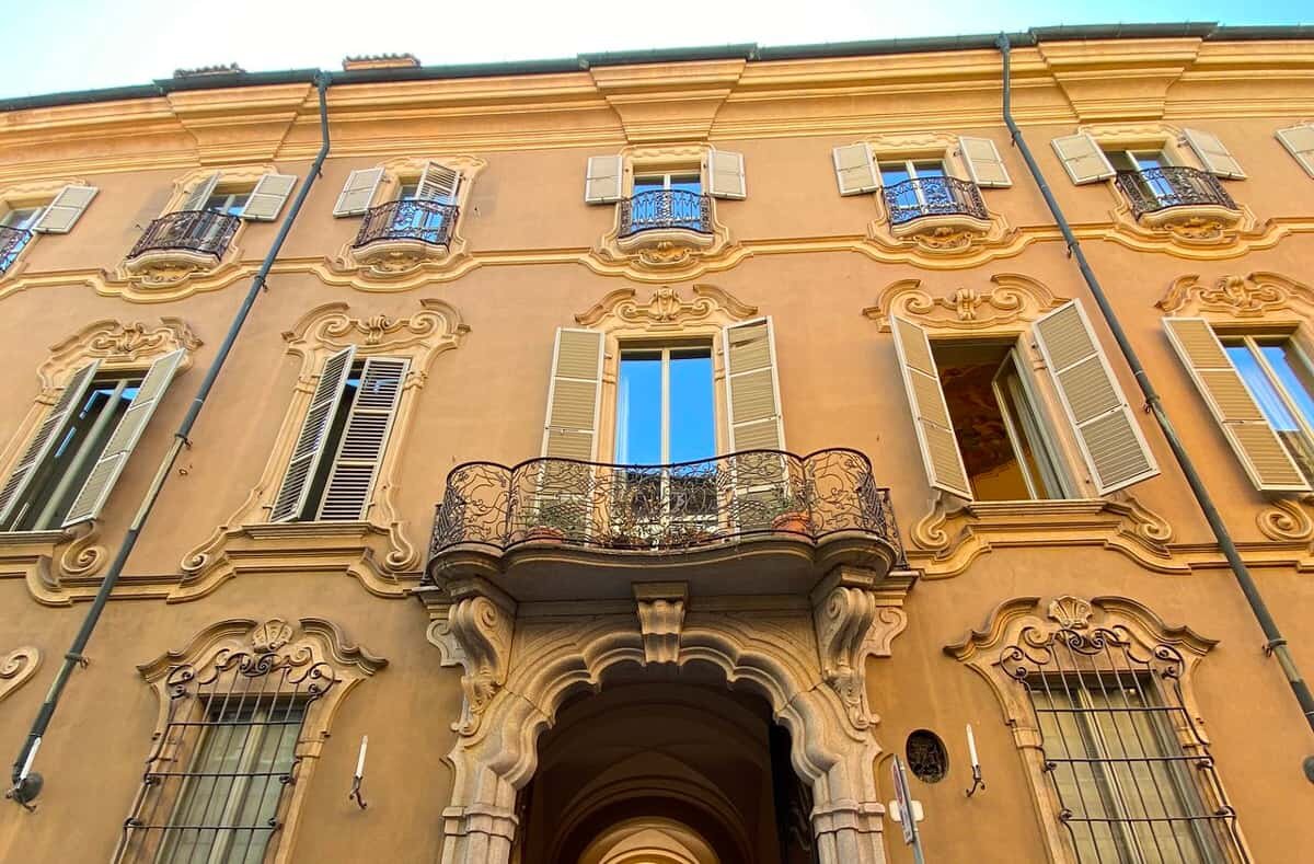 palazzo rota pisaroni