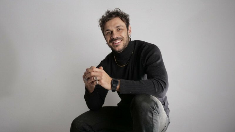 nicola fiorentini seduto