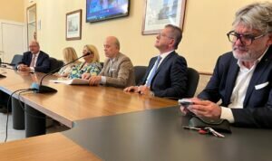 cda cise al tavolo